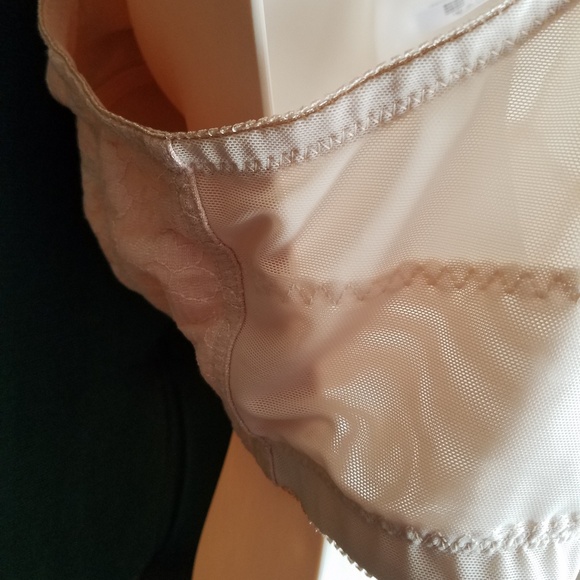 Plus size no-wire sports bra size 50C - Picture 7 of 8